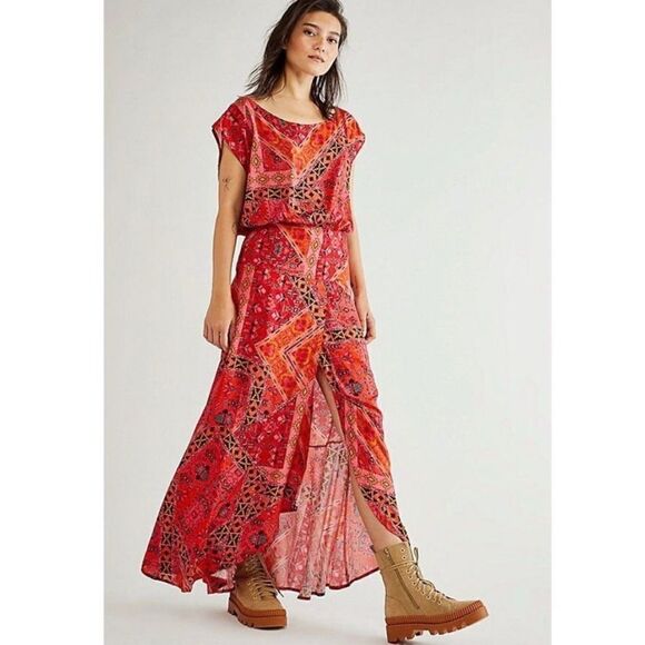 Free People Red Printed Blakely Tulip Maxi Dress
Size S
New with out tag - Picture 1 of 12